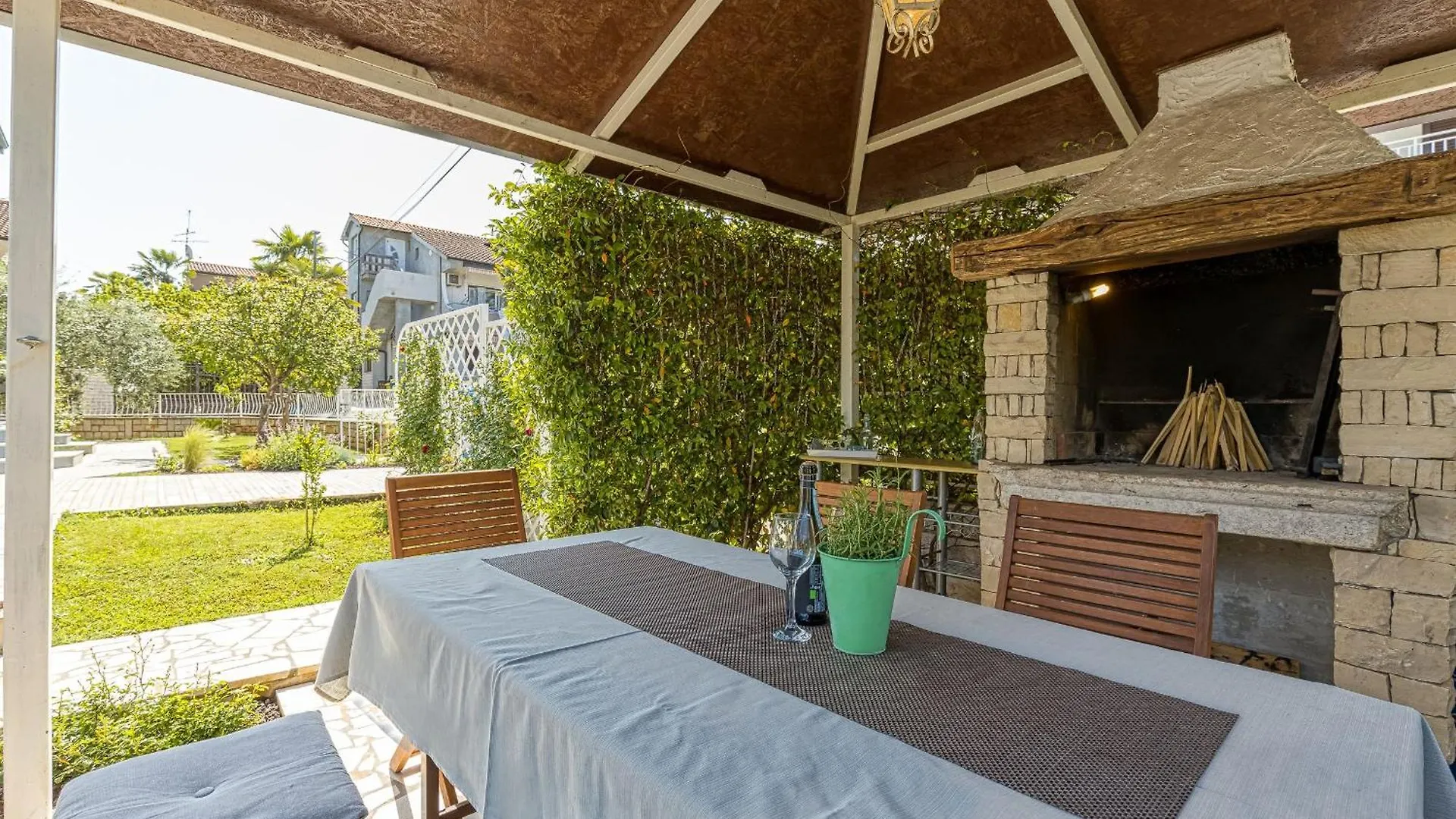 Studio In Der Ersten Etage Fuer Zwei Personen Porec Croatia
